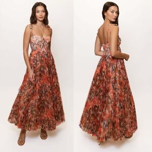 NWT Hutch Brianna Gown in Orange Lush Tropical